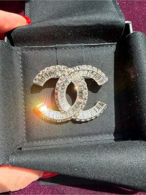 CHANEL Crystal Double C Brooch - Silver and Clear